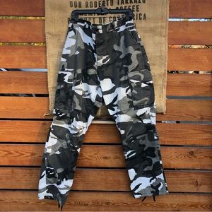 Camo Cargo Pants Black / Grey / White